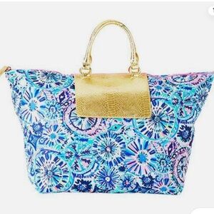LILLY PULITZER PACKABLE ESCAPE WEEKENDER BAG in print THE SWIM NWOT RARE & HTF